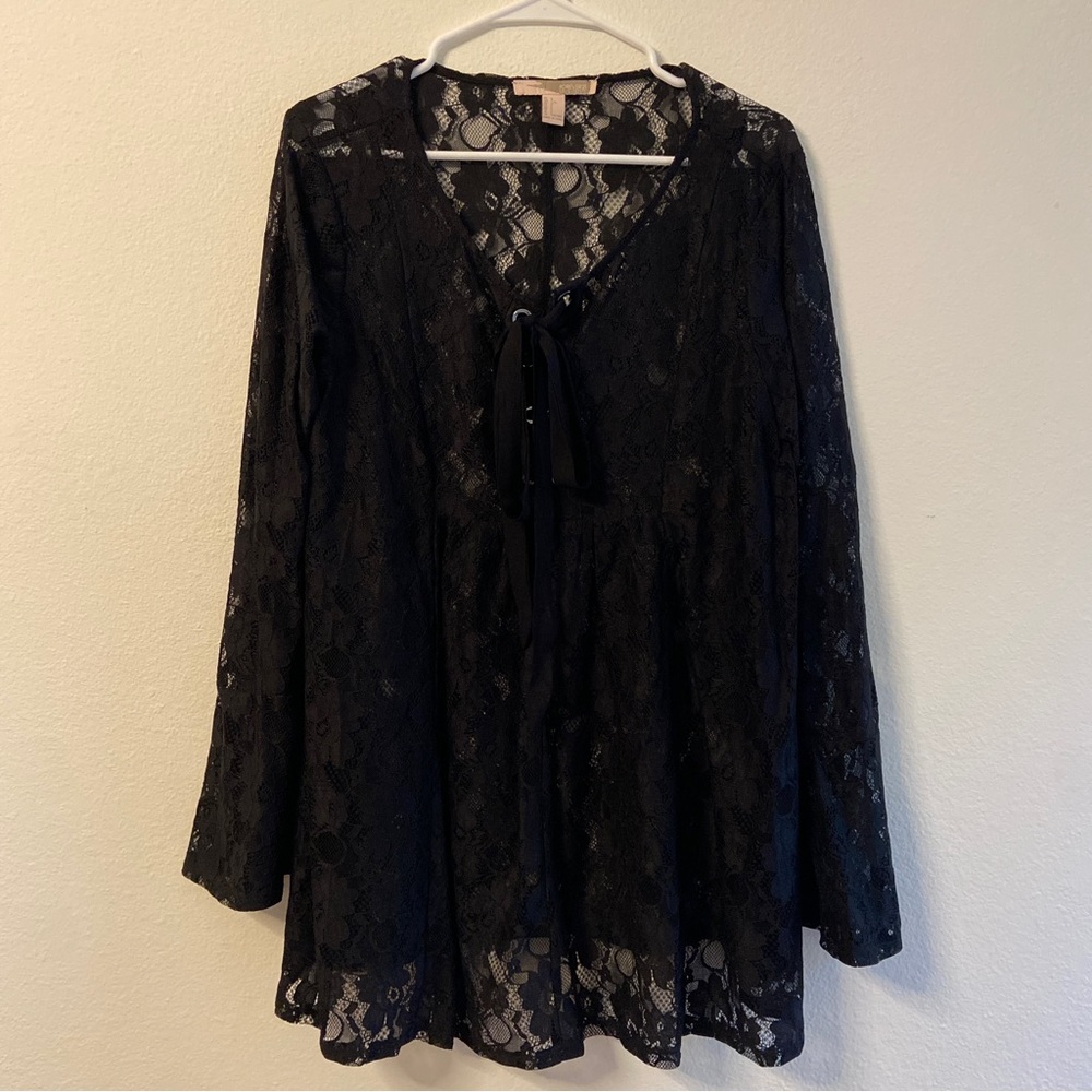 BLACK LACE DRESS WITH BELL SLEEVES + TIE ON FRONT - Vintage Style - Long Sleeved